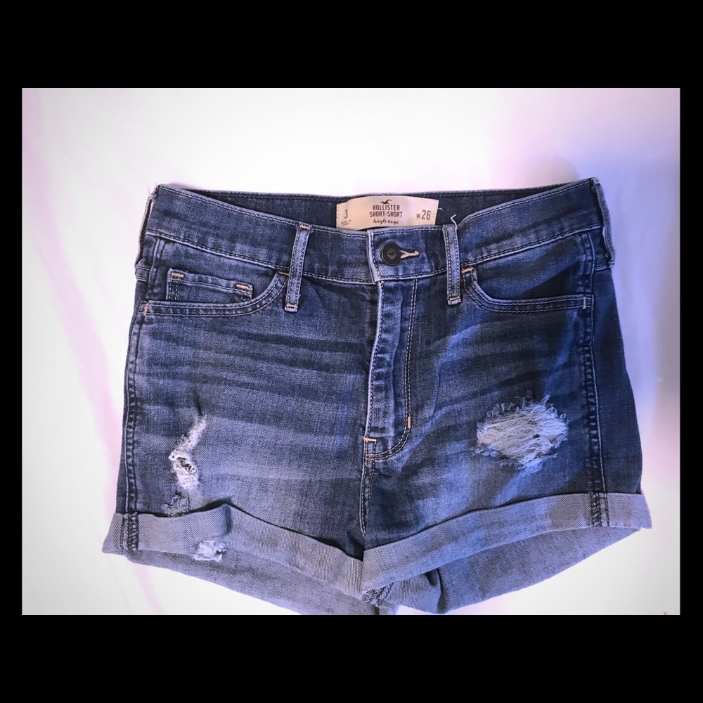 Hollister short-short